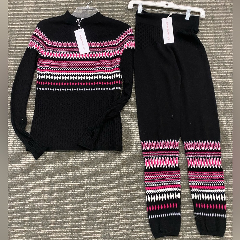 NWT Seamless Base Layers Whole garment knitwear Pullover with matching legging.